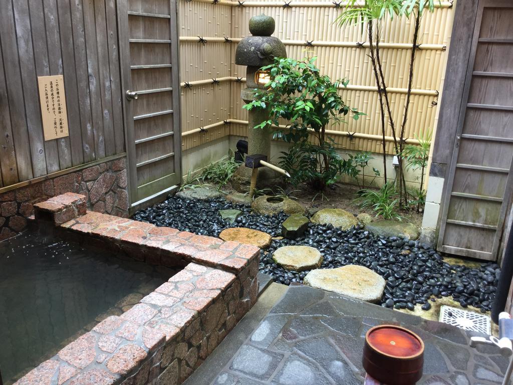 Aichi Utsumionsen Ichizu酒店 外观 照片